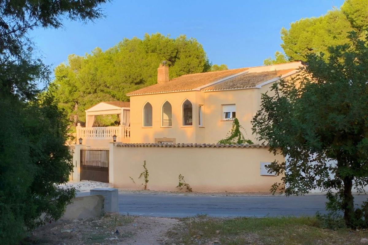 Sprzedaż niezależnego domku jednorodzinnego w Casa o chalet en Calle Tauro, L'Albir, Alfaz del Pi, Alfaz del Pi photo 4