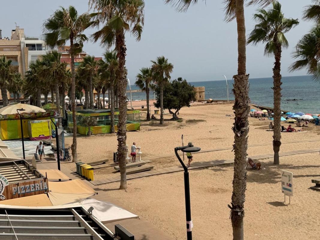 Venta de piso en Piso en Calle Mayor, Gaspar Perrelló, Torrevieja, Torrevieja
photo 4