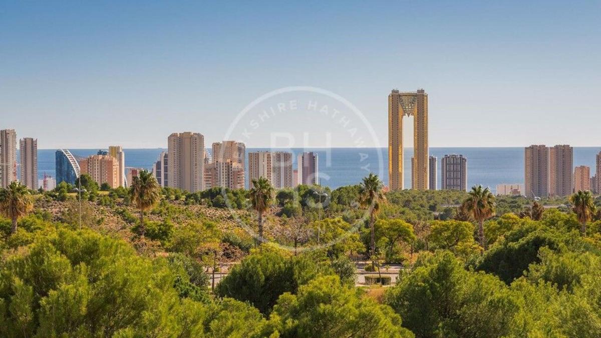 Продажа квартиры на Piso en Pueblo Levante, Benidorm, Бенидорм
photo 1