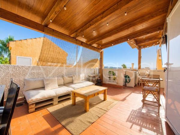Chalet adosado en Avenida de Polonia, Monte y Mar, Gran Alacant thumbnail 1