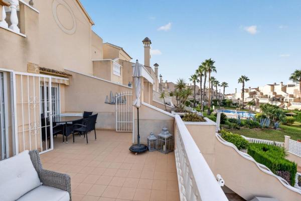 Duplex na sprzedaż w Dúplex en Zona Lago - Los Almendros, Orihuela, Orihuela photo 4