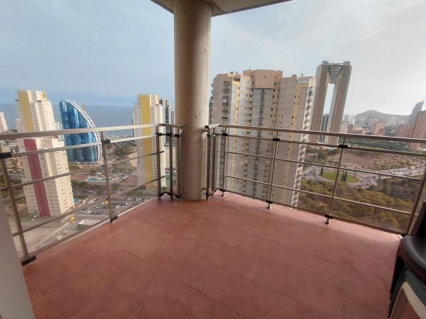 Продажа квартиры на Piso en Calle Presidente Adolfo Suárez, 40, Pueblo Poniente, Benidorm, Бенидорм
 photo 2
