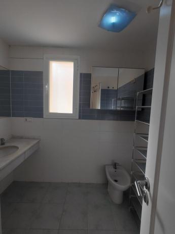 Продажа квартиры на Piso en Calle Presidente Adolfo Suárez, 40, Pueblo Poniente, Benidorm, Бенидорм
 photo 3