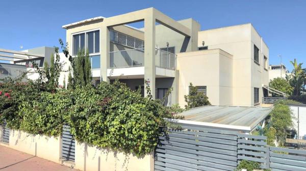 Chalet adosado en Aguas Nuevas, Torrevieja thumbnail 1