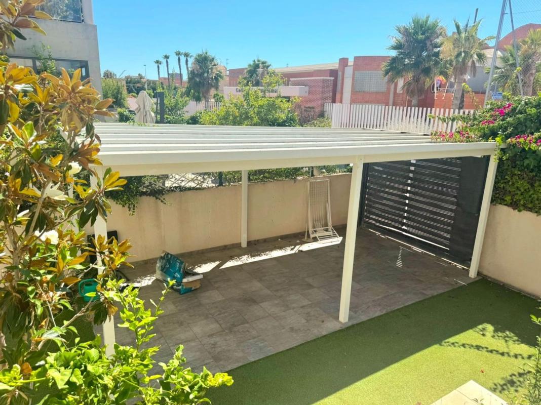 Sprzedaż szeregowego domku w  Chalet adosado en Aguas Nuevas, Torrevieja , Torrevieja photo 5