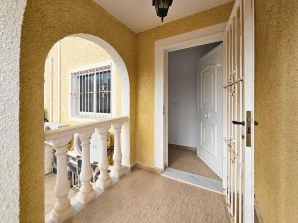 Casa o chalet independiente en Avenida del Carabasí, Arenales del Sol, Elche / Elx photo 4