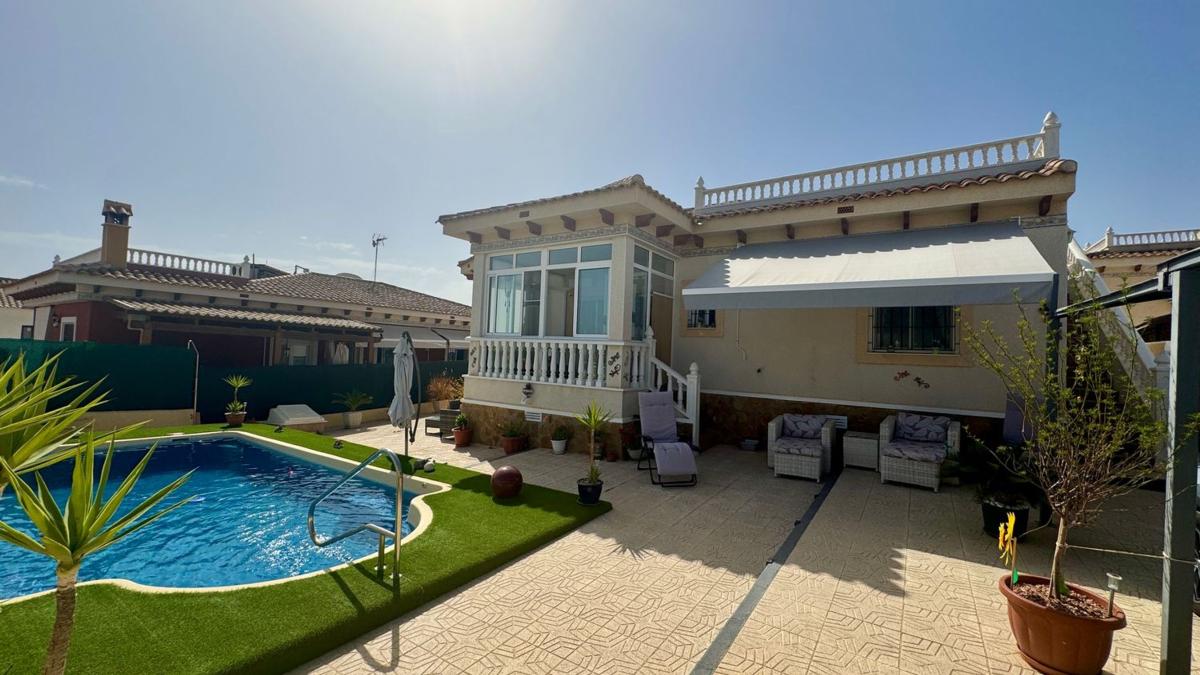 Propiedades en venta y alquiler en España photo 1