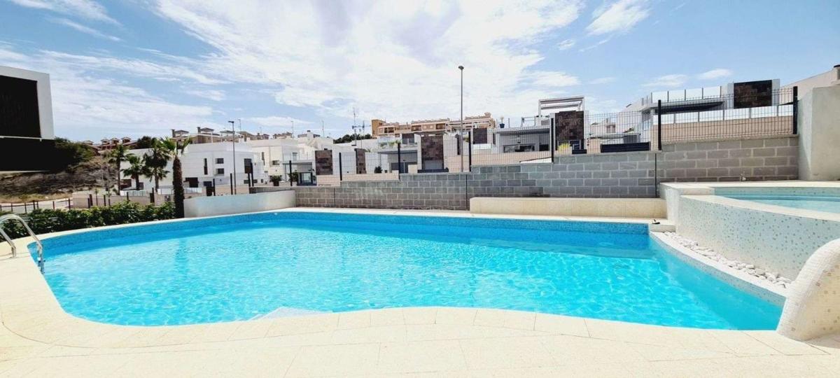 Penthouse sale in Ático en Calle Guadiana, Villamartín, Orihuela, Orihuela photo 5