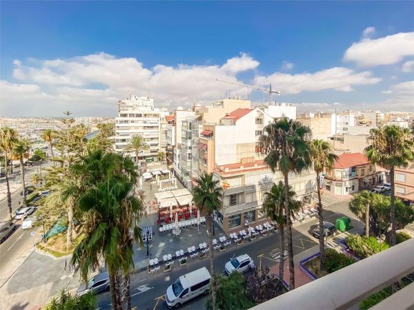 Venta de piso en Piso en Plaza de Capdepont, Centro - Muelle Pesquero, Torrevieja, Torrevieja
 photo 4