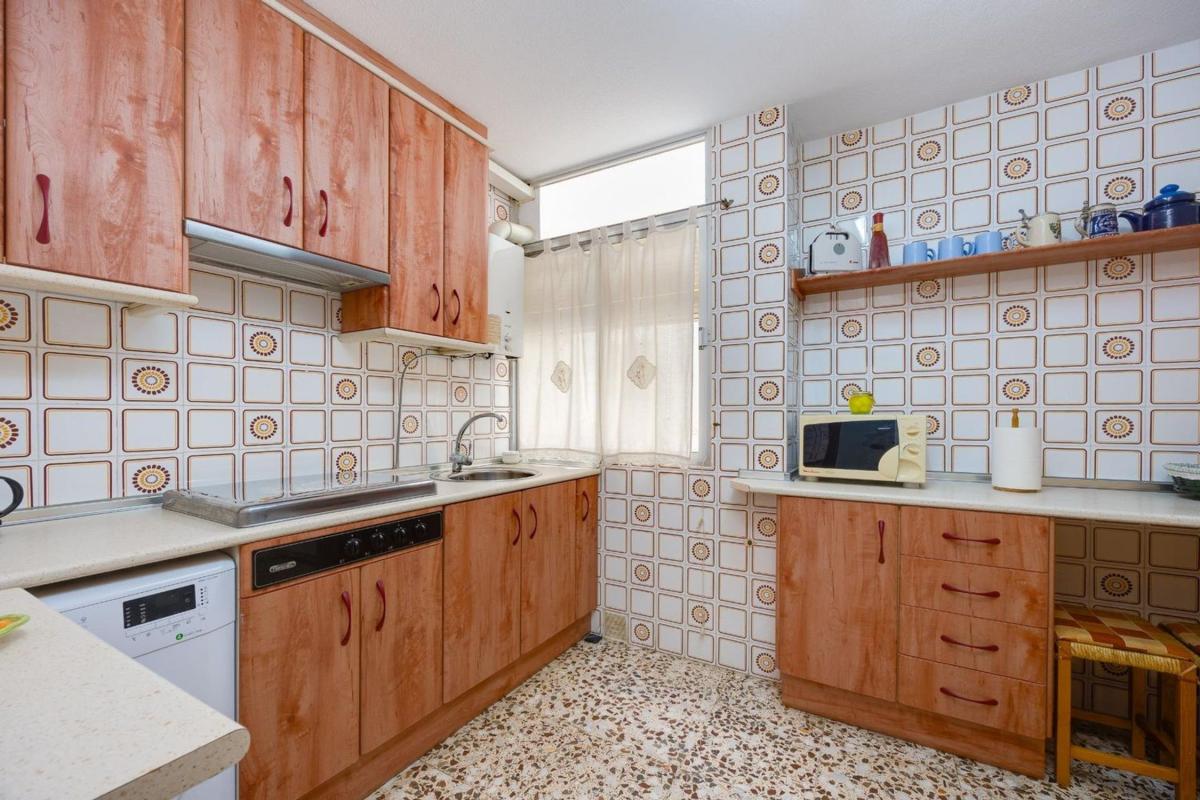 Venta de piso en Piso en Calle Ramón Gallud, 227, Playa del Cura, Torrevieja, Torrevieja
 photo 4