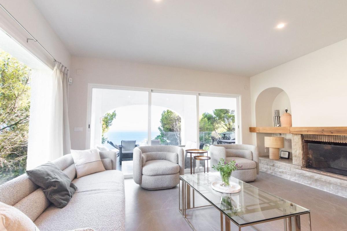 Properties for sale and rent in Spain photo 4