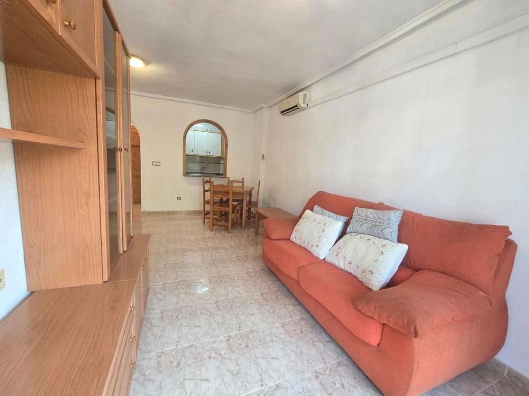 Sale of apartment in Piso en Avenida Diego Ramírez Pastor, 188, Avenida Habaneras - Curva de Palangre, Torrevieja, Torrevieja
photo 5