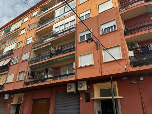 Sale of flat in Piso en Calle Sagrada Familia, 2, Barri Zona Nord, Alcoy / Alcoi, Alcoy
thumbnail 1