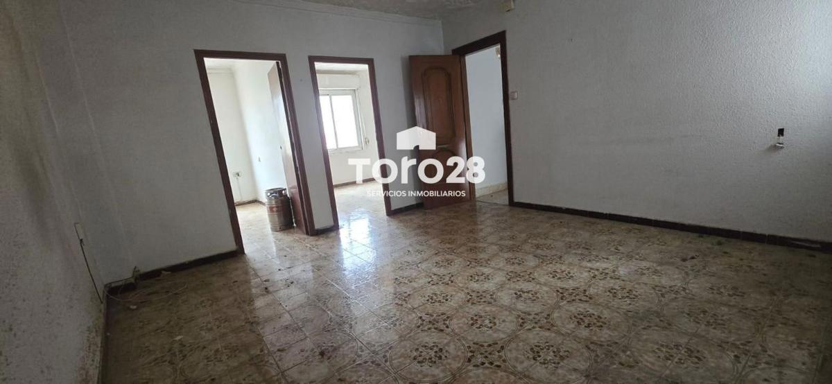 Sprzedaż mieszkania w Piso en Calle Calvari, Petrer, Petrer
photo 3