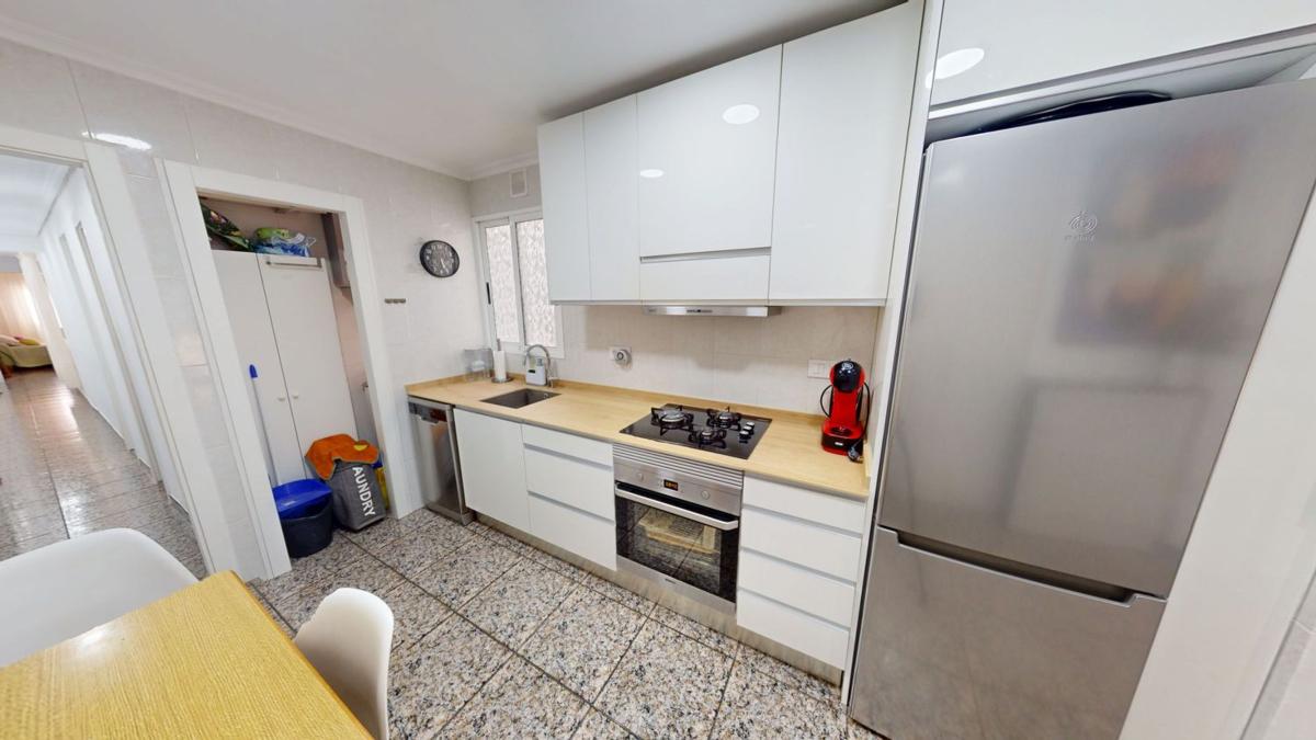 Продажа квартиры на Piso en Guillem Santacilia, Altabix, Elche / Elx, Эльче / Эльх
photo 3