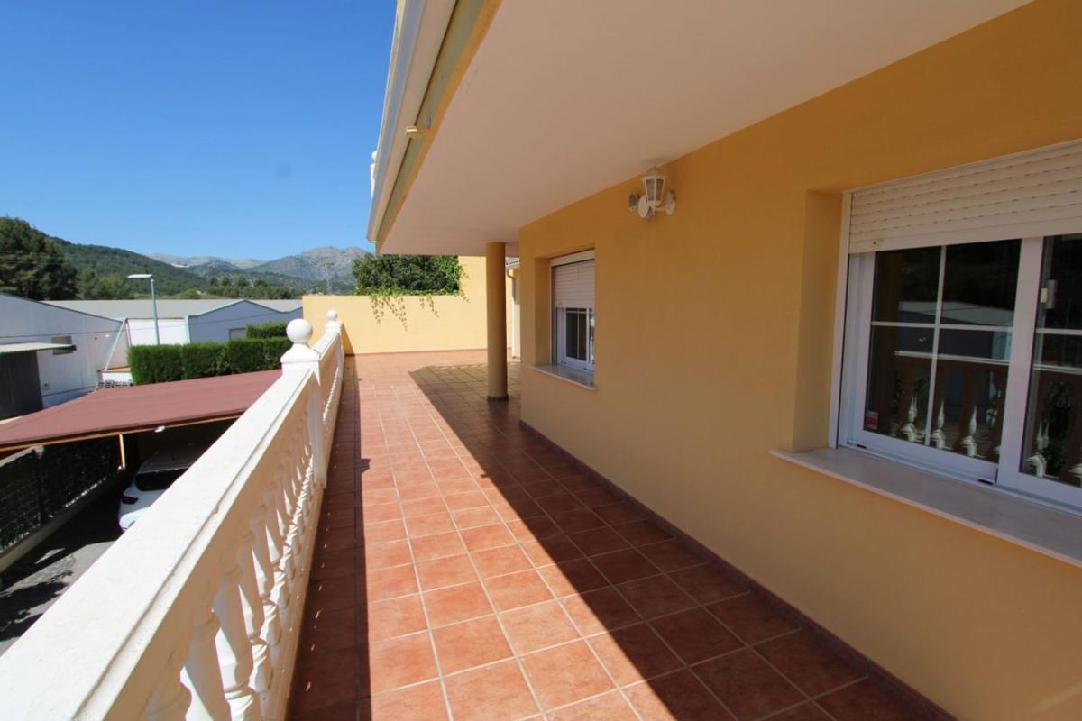 Venta de chalet independiente en Casa o chalet en Orba, Orba
photo 1