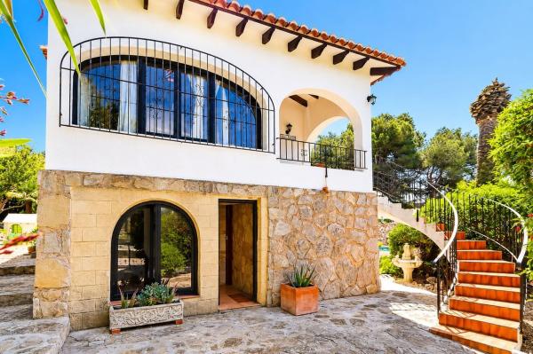 Chalet independiente en venta en Casa o chalet en Puerto, Jávea/Xàbia, Jávea/Xàbia
thumbnail 2