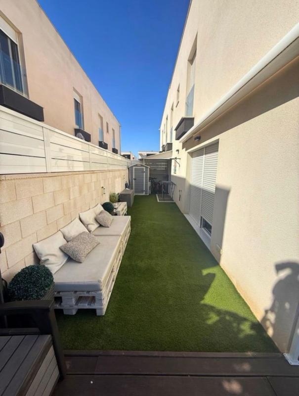 Properties for sale and rent in Spain photo 5
