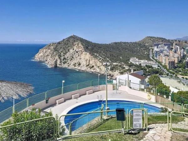 Продажа квартиры на Piso en Calle Noreña, 8, Playa de Poniente, Benidorm, Бенидорм
 photo 1