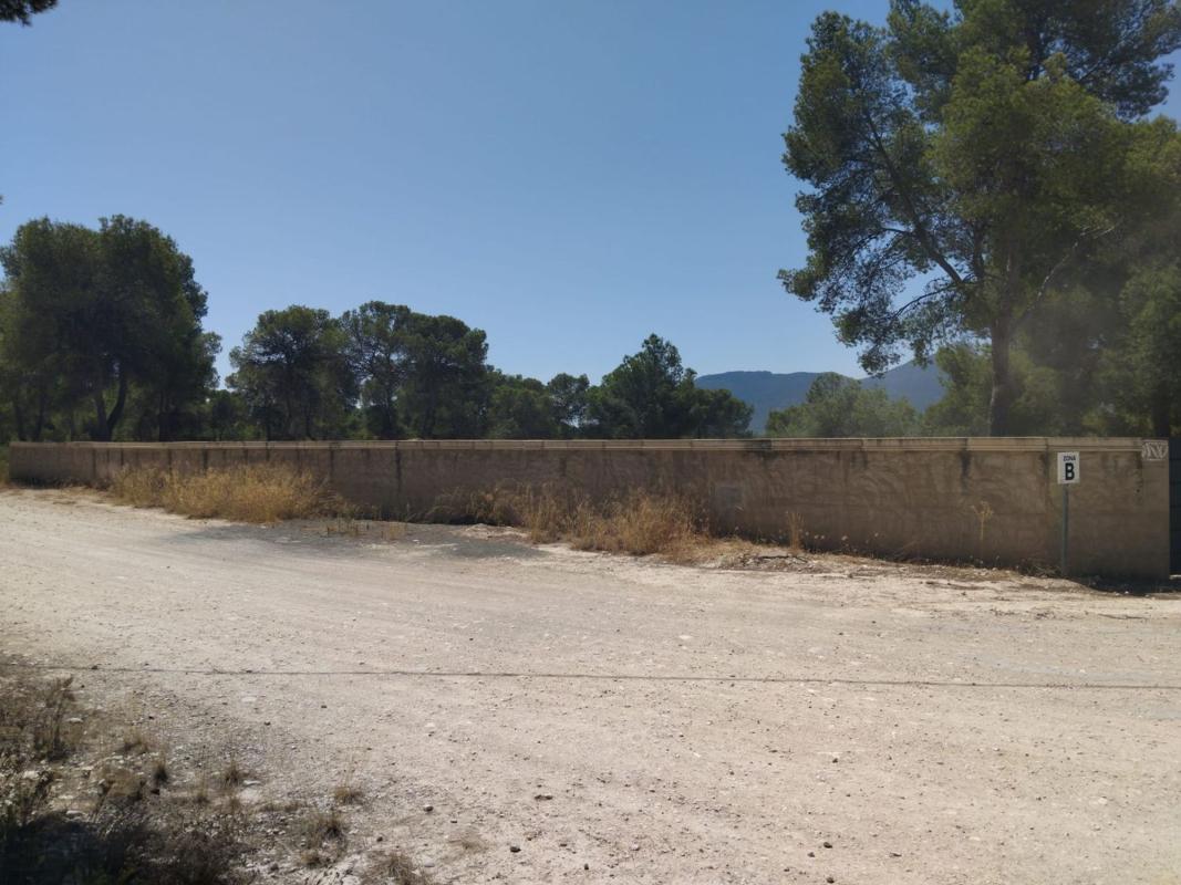 Terreno en venta en Tibi, Alicante photo 1