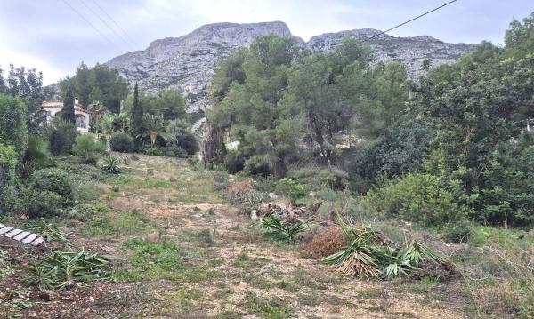 Terreno en El Montgó, Denia thumbnail 1