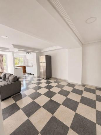 Продажа квартиры на Piso en Calle Francisco Tomás y Valiente, Carrús Este, Elche / Elx, Эльче / Эльх
thumbnail 1