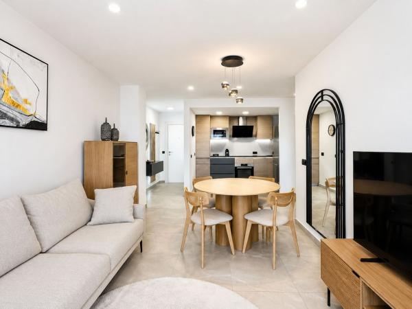 Sale of flat in Piso en Avenida Europa s/n, Playa Arenal-Bol, Calpe, Calpe
thumbnail 2