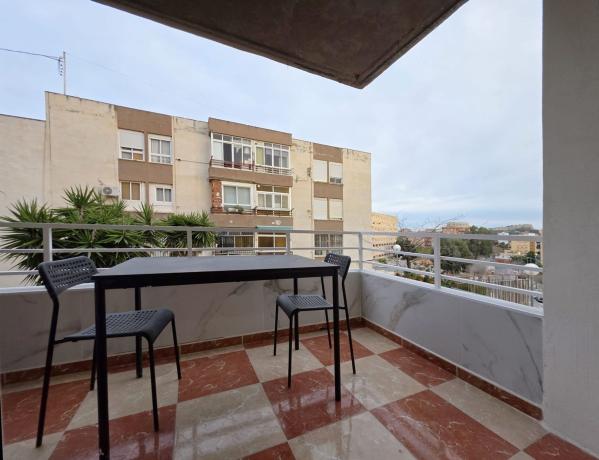 Sprzedaż mieszkania w Piso en Calle Orcheta, Juan XXIII, Alicante / Alacant, Alicante / Alacant
 photo 1