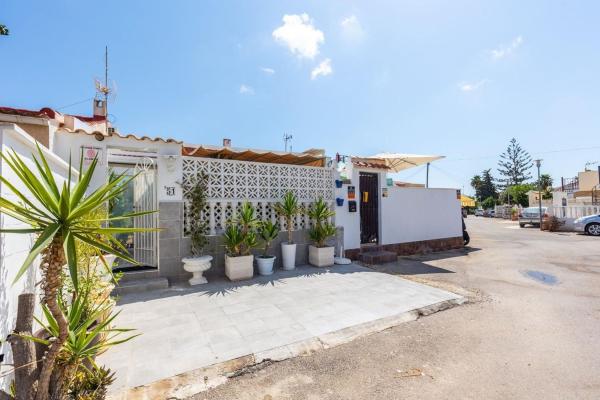 Chalet adosado en La Siesta - El Salado - Torreta, Torrevieja thumbnail 1