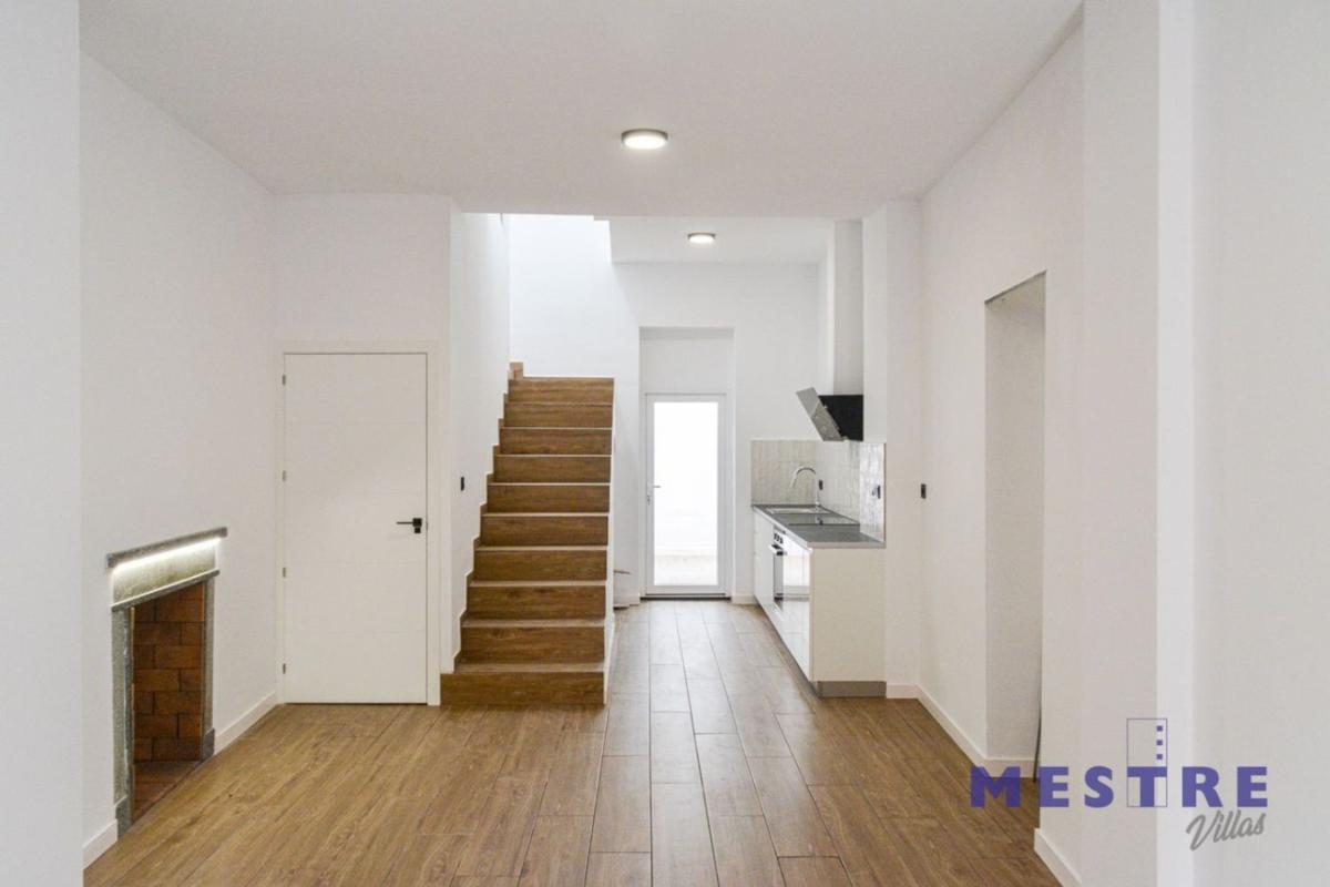 Sprzedaż niezależnego domku jednorodzinnego w Casa o chalet en Murla, Murla photo 1