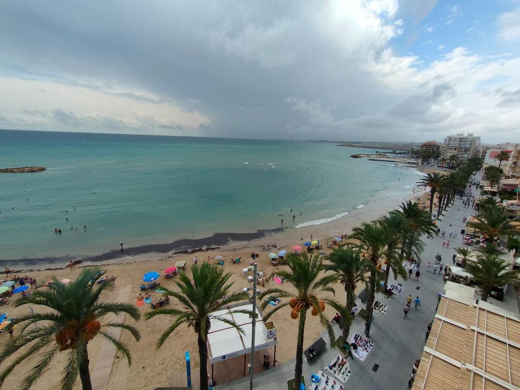 Sprzedaż mieszkania w Piso en Nuestra Sra De Monserrate, Playa del Cura, Torrevieja, Torrevieja
photo 1