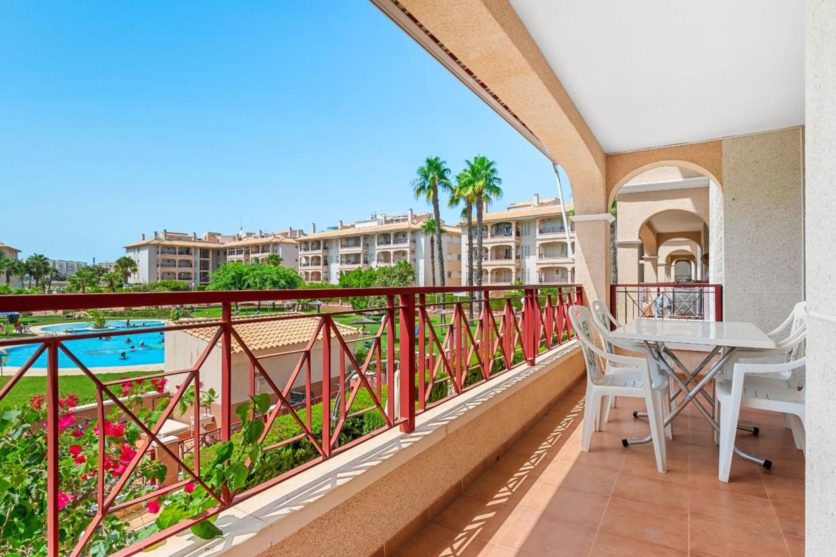 Sprzedaż mieszkania w Piso en Playa Flamenca, Orihuela, Orihuela
photo 3