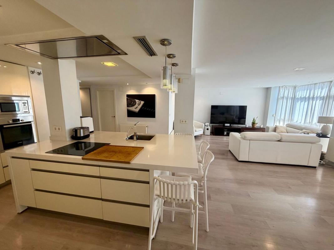 Venta de piso en Piso en Calle Reis Catòlics, 20 , Portal b, 5 e, Ensanche-Diputación, Alicante / Alacant, Alicante / Alacant
 photo 3