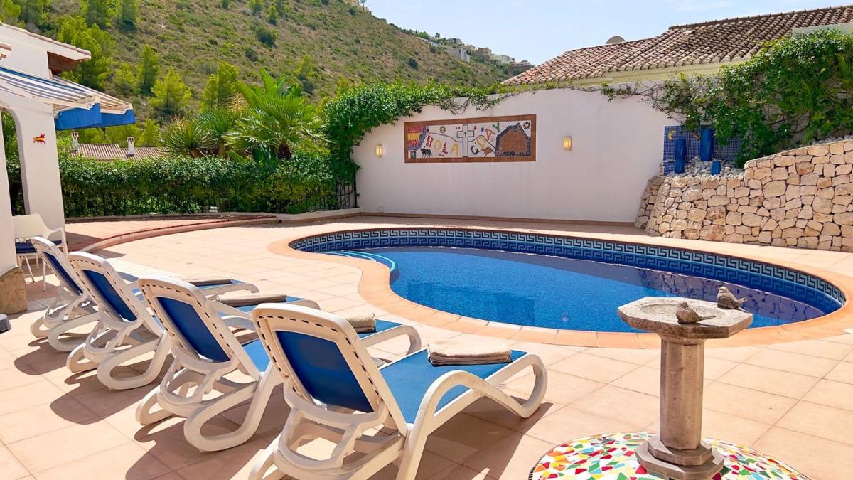 Properties for sale and rent in Spain photo 2