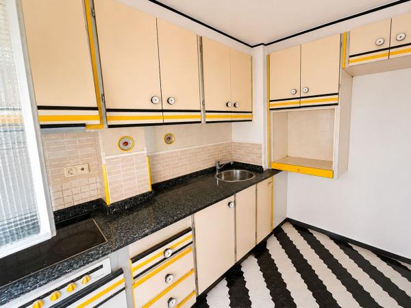 Sale of flat in Piso en Calle Pare Pedro Juan de Molina, Onil, Onil
photo 1
