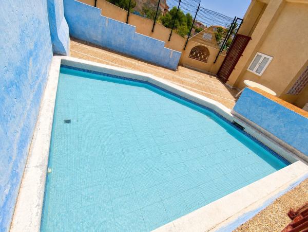 Chalet adosado en p Flamenca CL 3, Playa Flamenca, Orihuela thumbnail 2