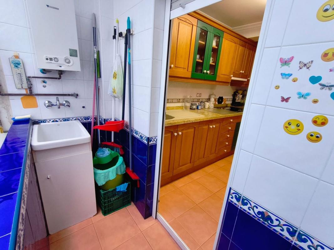 Venta de piso en Piso en Avenida d'Aguilera, Benalúa, Alicante / Alacant, Alicante / Alacant
photo 5