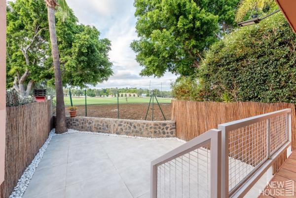 Chalet adosado en Calle Clara Campoamor, Alicante Golf, Alicante / Alacant photo 4