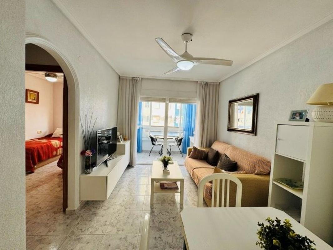 Venta de piso en Piso en Calle Adriano s/n, Gaspar Perrelló, Torrevieja, Torrevieja
 photo 3