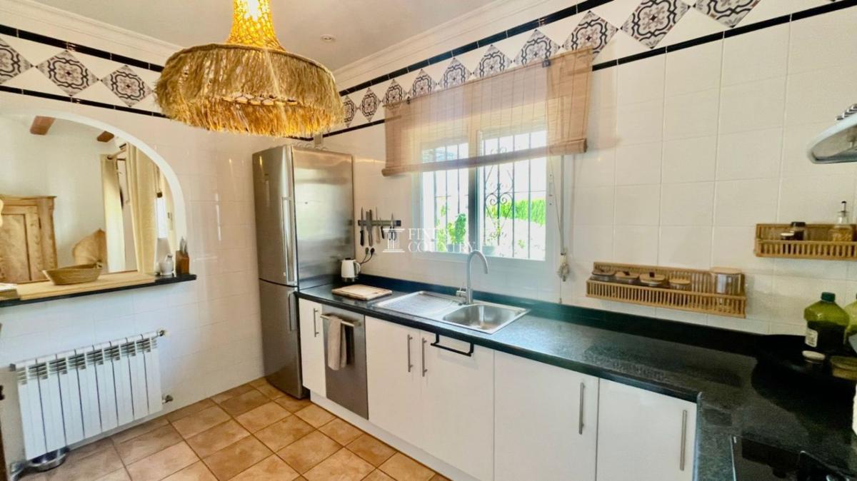 Недвижимость на продажу и в аренду в Испании photo 5