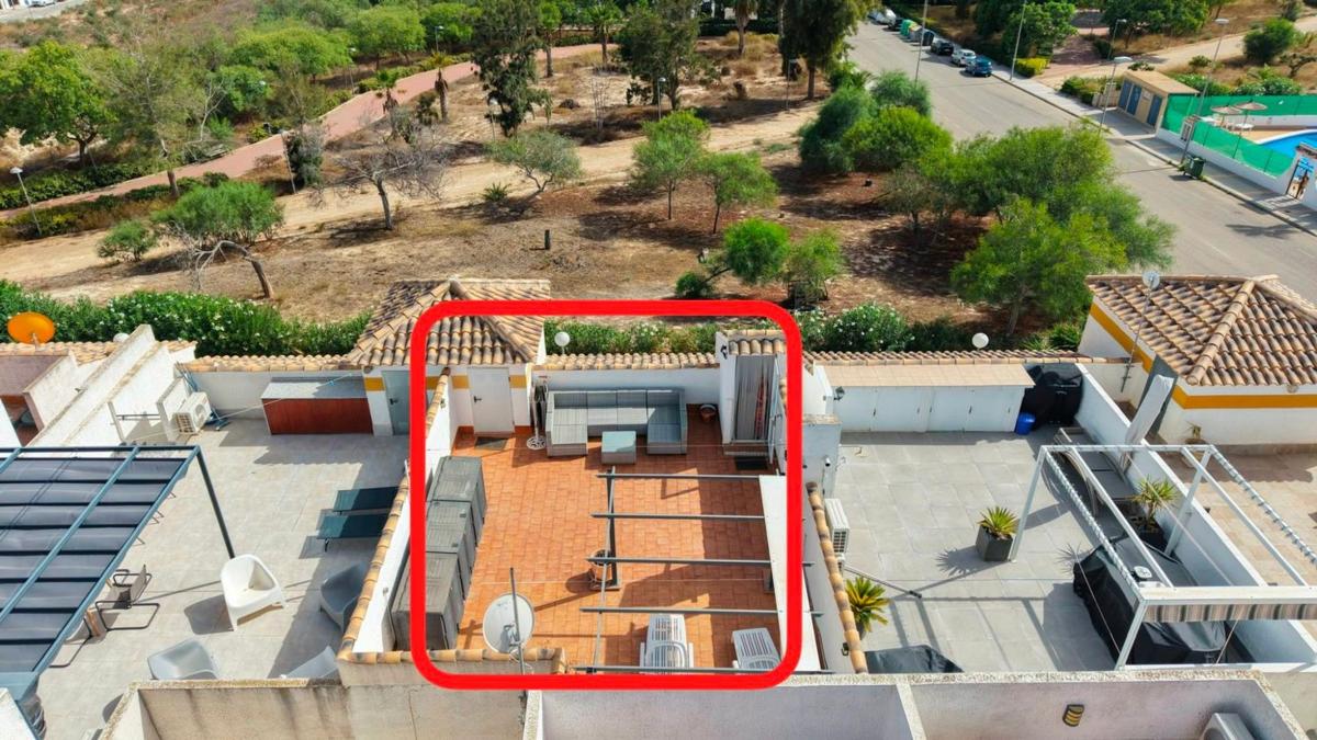 Sprzedaż mieszkania w Piso en Desamparados-Hurchillo-Torremendo, Orihuela, Orihuela
photo 4
