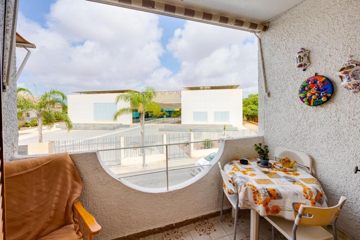 Venta de chalet adosado en Chalet adosado en El Acequión, Torrevieja , Torrevieja photo 5