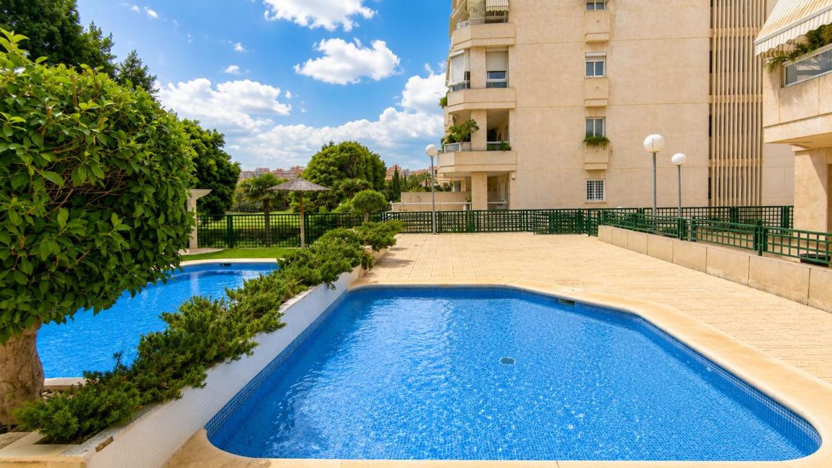 Venta de piso en Piso en Alicante Golf, Alicante / Alacant, Alicante / Alacant
photo 1