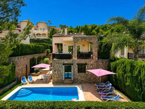 Casa o chalet independiente en Avenida de la Marina Alta, La Sella, Pedreguer thumbnail 1