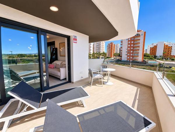 Sprzedaż mieszkania w Piso en Puerto Deportivo, Guardamar del Segura, Guardamar del Segura
thumbnail 2