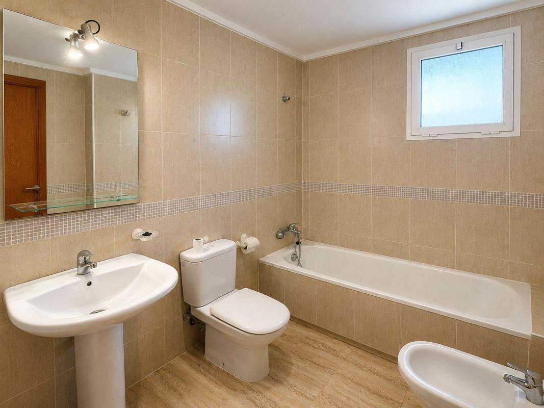 Продажа квартиры на Piso en Centro Urbano, Benidorm, Бенидорм
photo 2