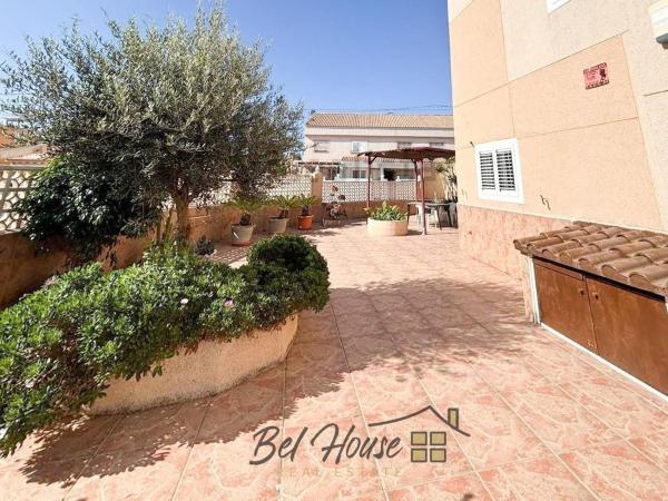 Chalet adosado en Zona los Frutales, Torrevieja photo 2