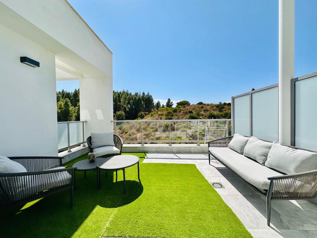 Venta de piso en Piso en Calle Aralia, 2 V, Calaburra - Chaparral, Mijas, Mijas
photo 2