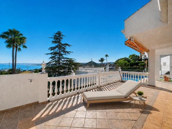 Casa o chalet independiente en Seghers, Estepona photo 1