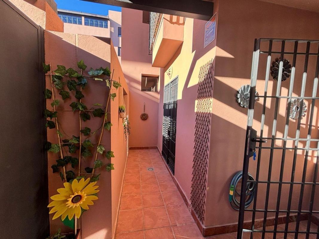 Sprzedaż mieszkania w Piso en Calle Jaspe, 8, Arroyo de la Miel, Benalmádena, Benalmádena
photo 4